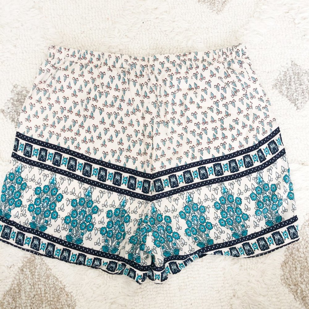 Vestique High Rise Boho Printed Shorts - Picture 4 of 11